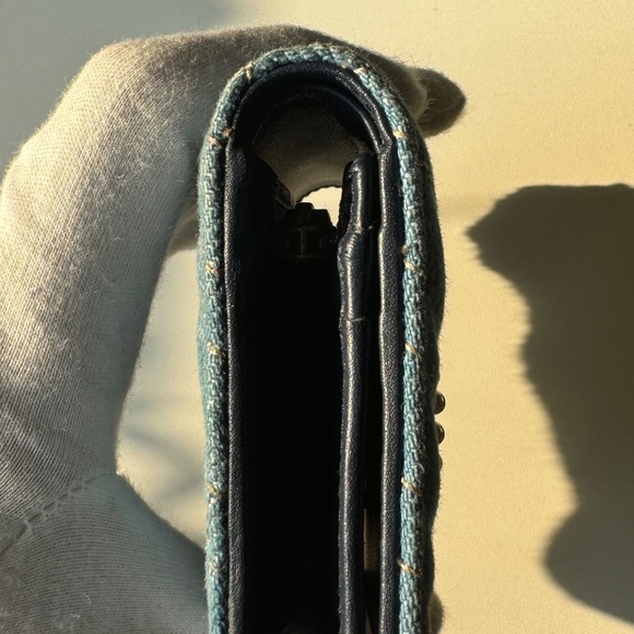 ❌SOLD❌ Gucci Denim and Pearl Marmont Compact Wallet - Picture 3 of 7